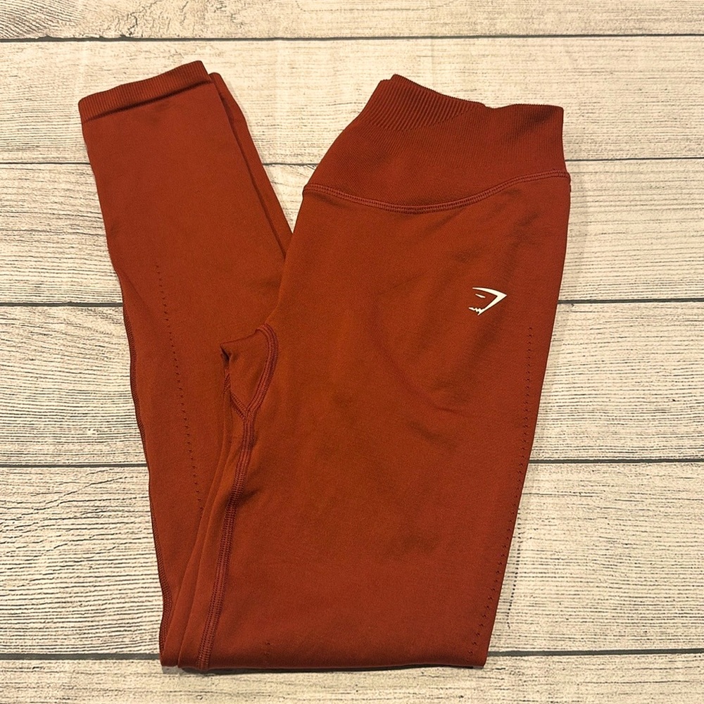 🦈Women’s Gymshark leggings size M🦈